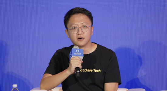 本末科技创始人张笛：未来机器人走进家庭大概率是“滚着进去”